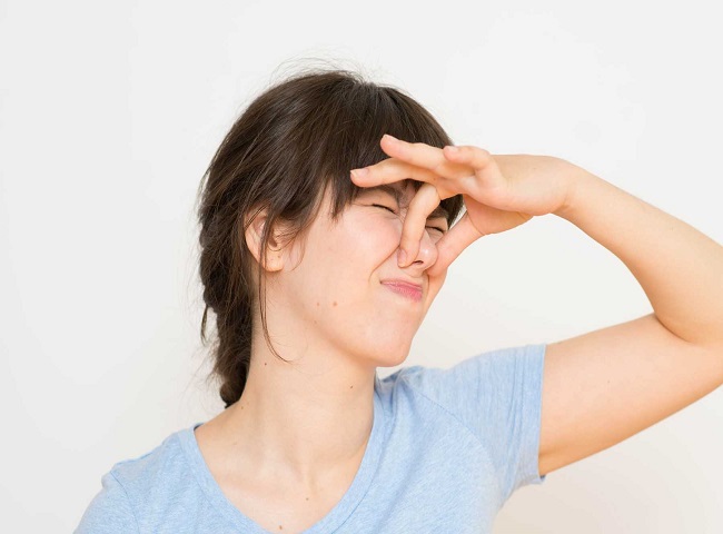 Giữ vệ sinh ph&ograve;ng tắm lu&ocirc;n sạch sẽ bằng c&aacute;ch dọn dẹp thường xuy&ecirc;n